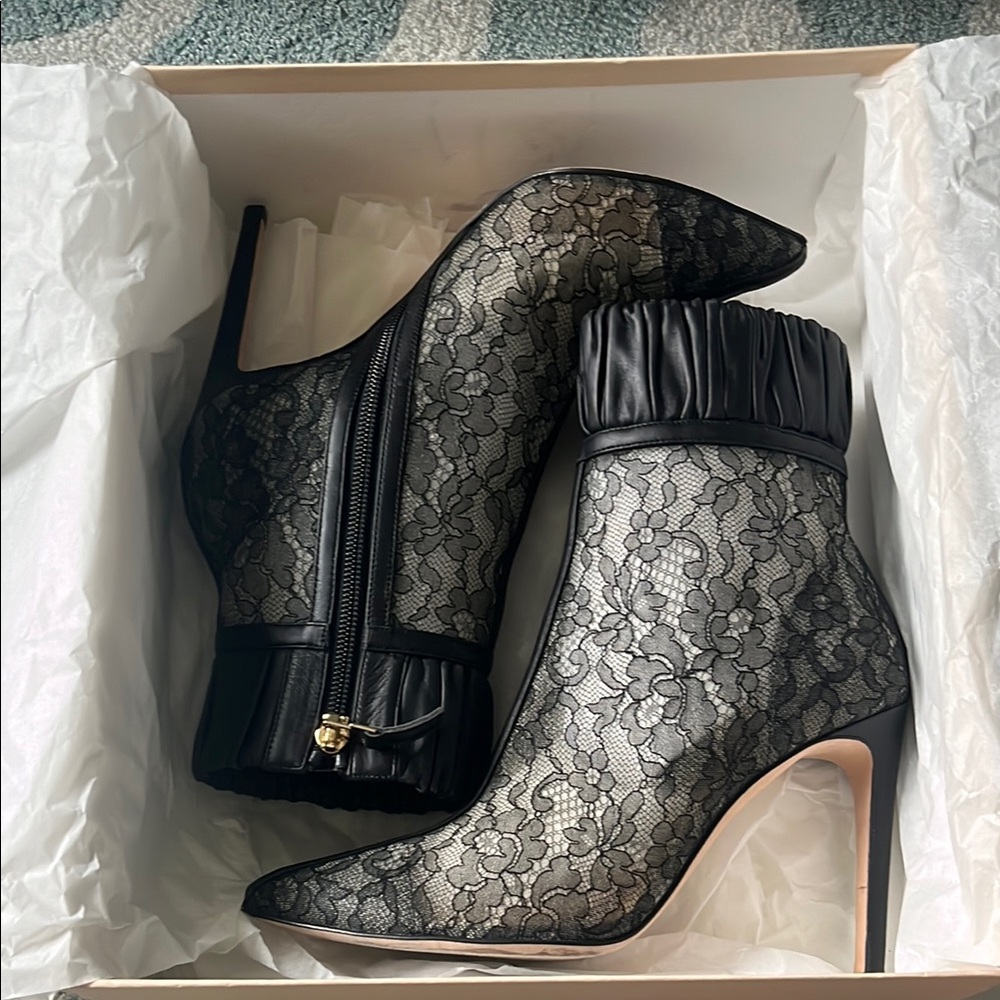 Elegant Black Lace Ankle Boots